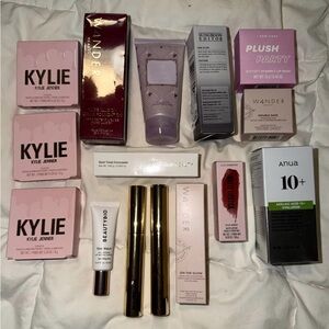 Variety of beauty & skincare bundle